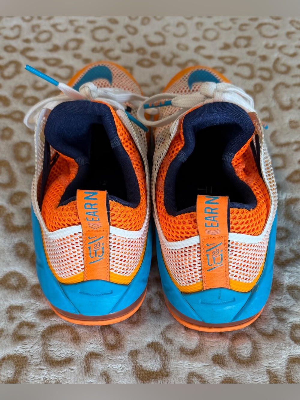 Nike Lebron James Size: 6.5Y - Picture 4 of 10